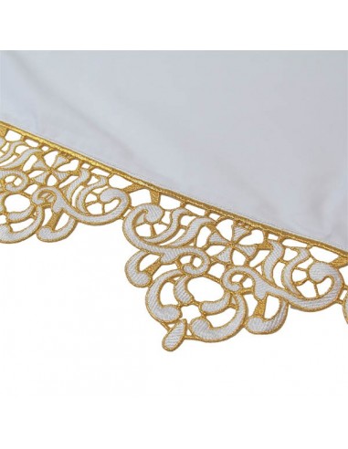Nappe d'autel brodée avec dentelle 3 cotés