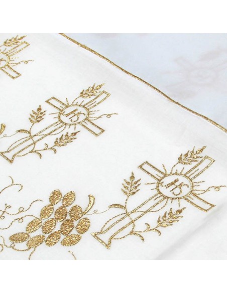 Nappe d'autel broderie croix or- 3 cotés