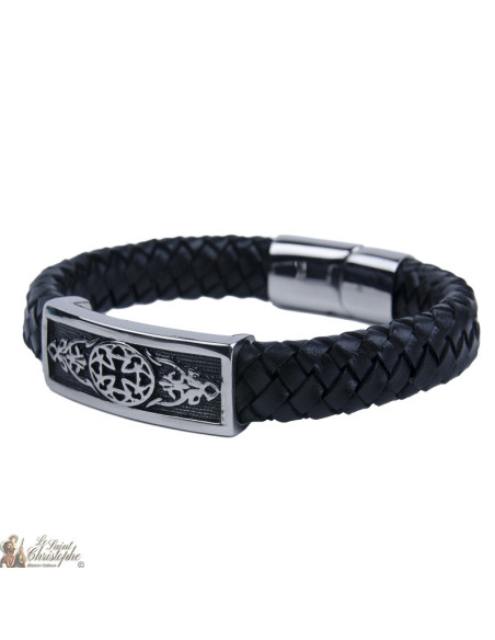 Leather and stainless steel bracelet with cross