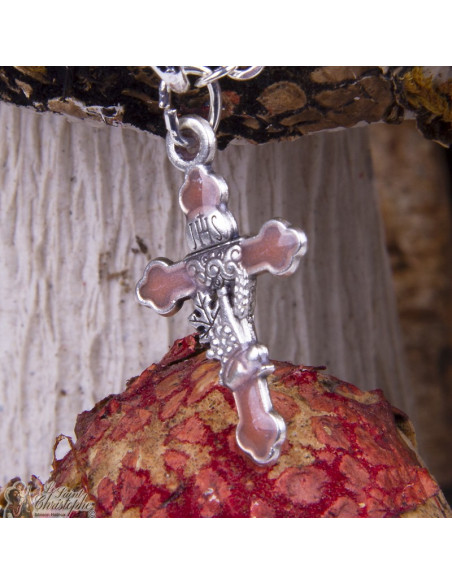 Bracelet perles nacrées avec croix calice