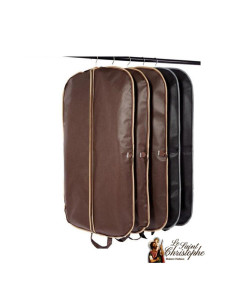 Dustproof clothing cover for travellers