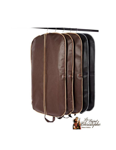 Dustproof clothing cover for travellers