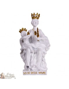 Estatua blanca de Nuestra Señora de la Baja Wavre