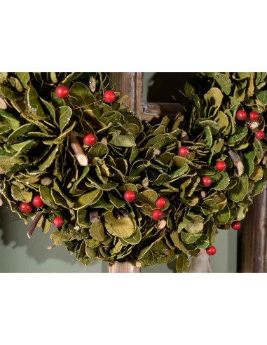 Weihnachtskranz mit dekorativen Beeren - 42 cm