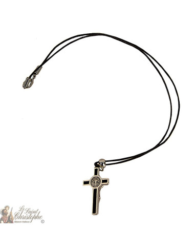 Collana croce di San Benedetto