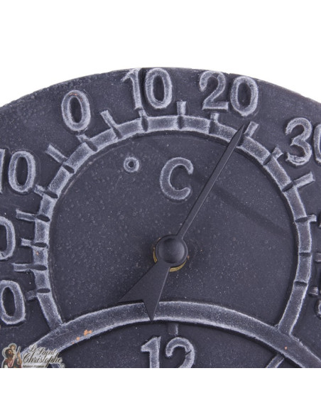 Zwarte terracotta klok en thermometer