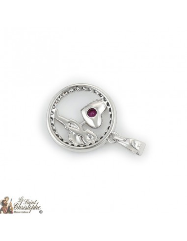 Silver pendant cherub holding a heart and crystals