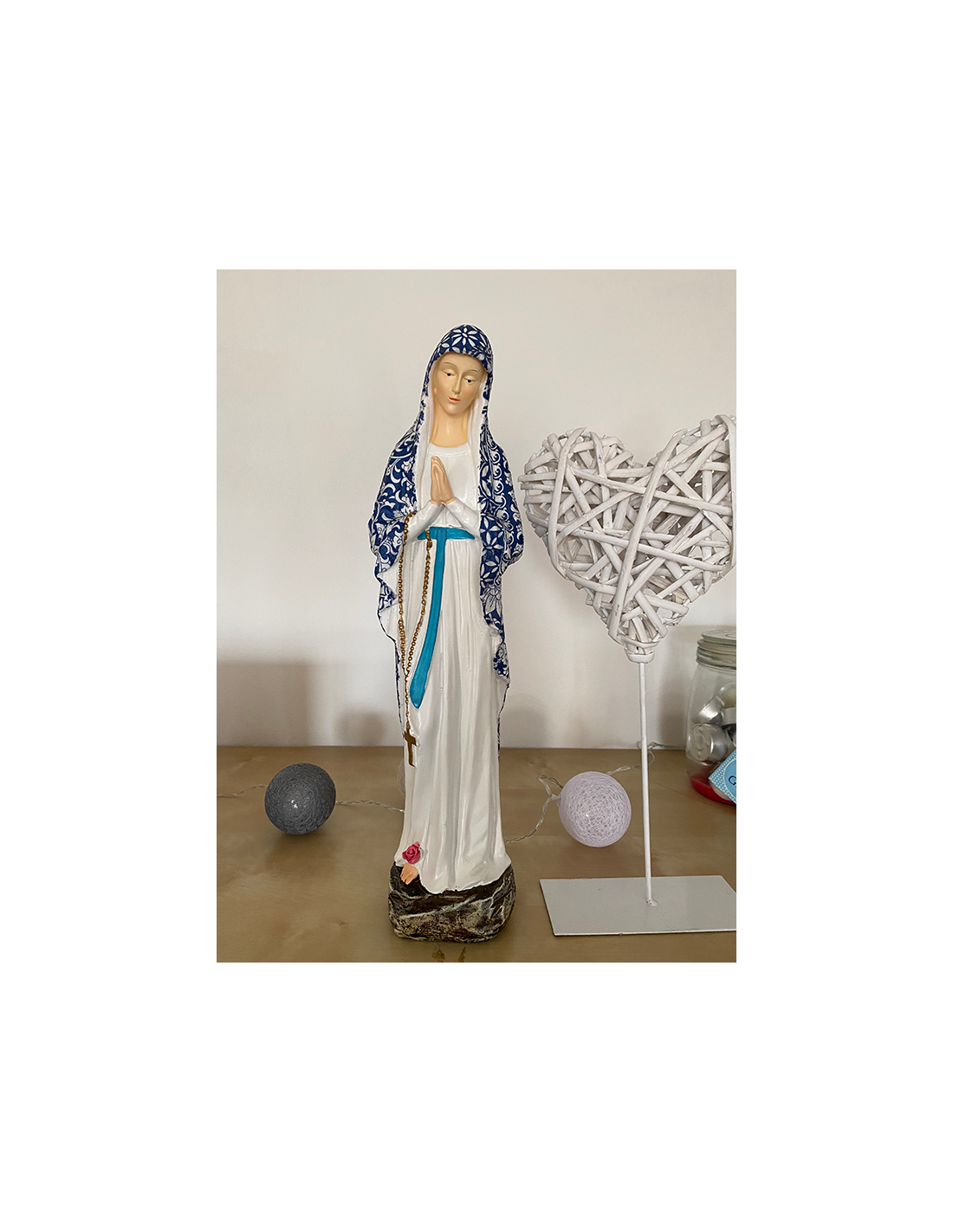 ELAYARD Keramikfigur Mädchen Mit Tauben - Handgefertigte Desktop Dekoration 29cm