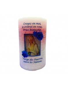 Bougie parfumée et colorée dans la masse Vierge des Pauvres de Banneux N.D