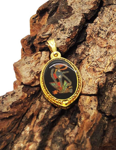 Gouden medaille met oog van Horus