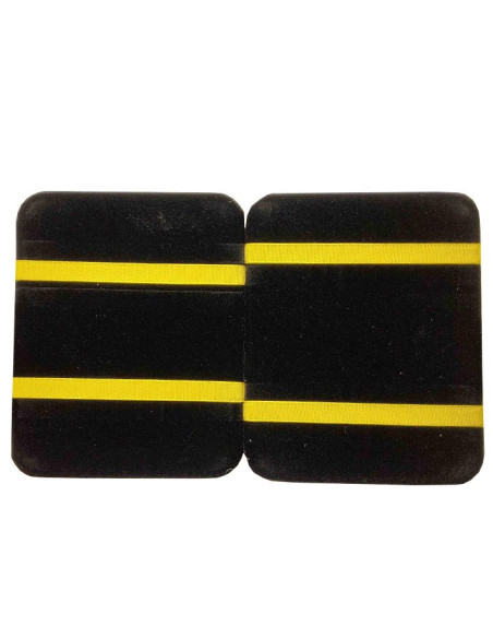 Black and red snake-effect leatherette magic ticket and card holder