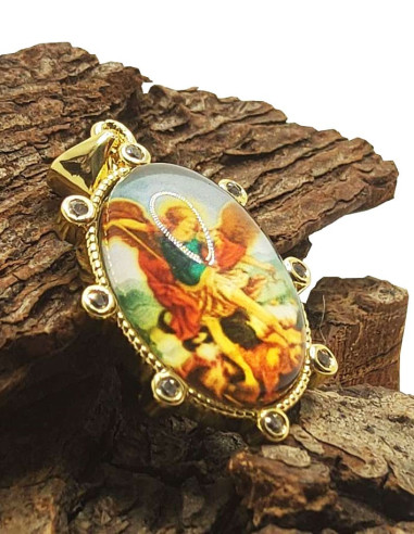 Medalla del Arcángel San Miguel - Metal dorado y strass