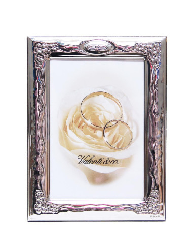 Valenti zilveren trouwfotolijst met trouwringen – 9 × 13 cm