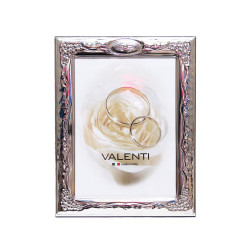Valenti zilveren trouwfotolijst met trouwringen – 13 × 18 cm