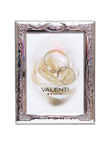 Valenti zilveren trouwfotolijst met trouwringen – 13 × 18 cm