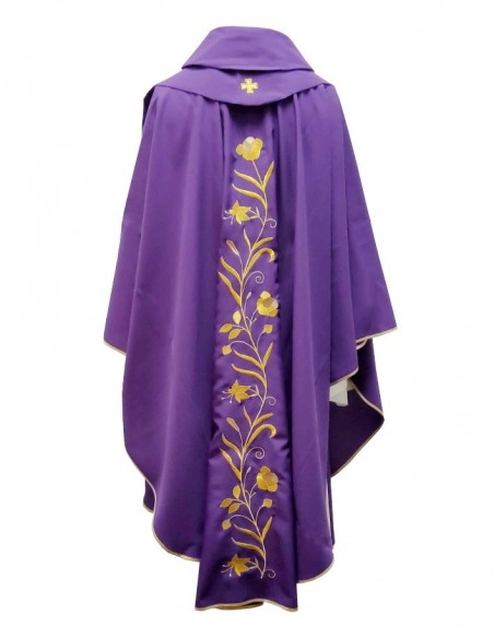 Chasuble mauve brodée de fleurs en fils d'or avec étole - Taille unique