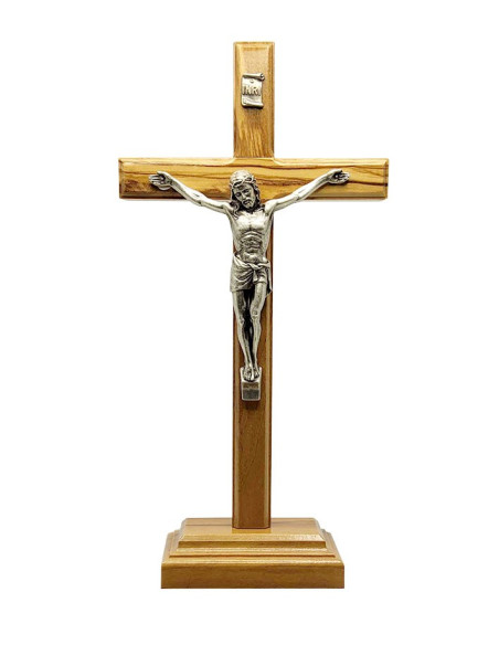 Croix Saint Benoit en bois d'olivier - 22 cm - sur socle