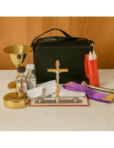 Reiskoffer voor priester van synthetisch leer