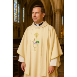 Chasuble brodée avec calice et raisins avec son étole