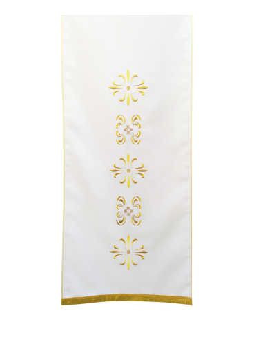 Cream-white lectern veil with stylized floral motifs highlighted with golden thread.