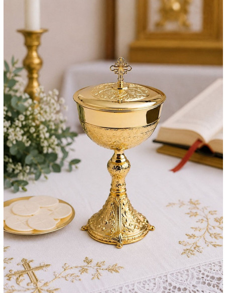 Liturgisch ciborie van verguld messing met deksel – 30 cm – 250 hosties