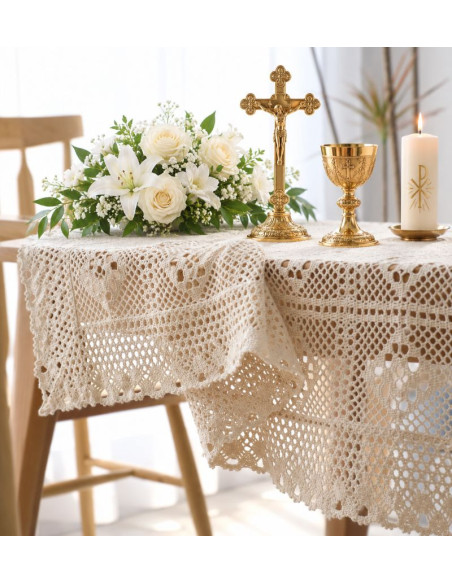Altartuch aus Häkelarbeit – Elegante und personalisierbare liturgische Altardecke