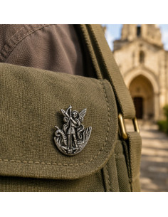 Pin’s Saint Michel Archange argenté – Broche religieuse 2 cm