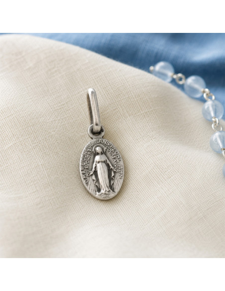 Small Silver-Tone Miraculous Medal – Marian Pendant 7 × 11 mm