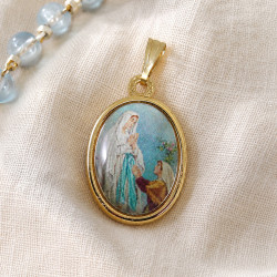 Virgin of Banneux Medal and apparition of Lourdes