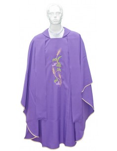 Chasuble for priest with embroidered stole