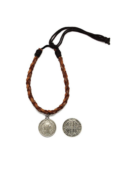 Leren armband in Sint Benedikt