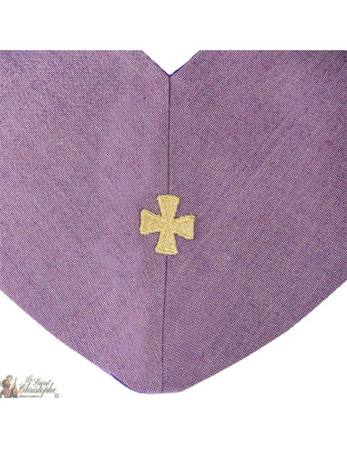 Misericordia rubato sacerdote ricamato