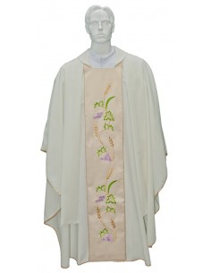 Chasuble pour prêtre avec étole brodée couleur crème