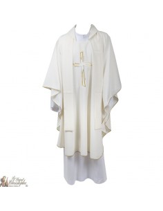 Casulla para sacerdote con estola bordada