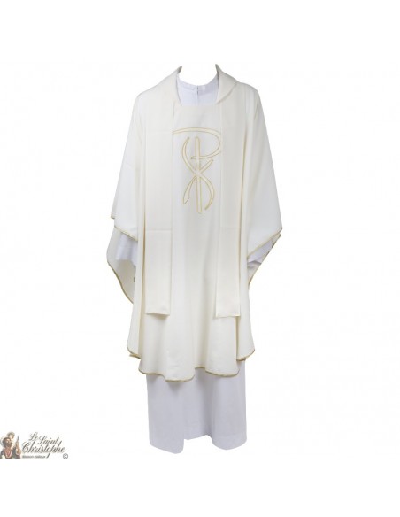 Chasuble for priest with embroidered stole
