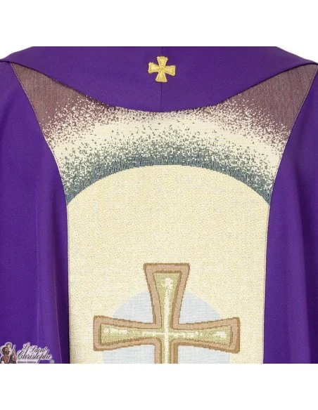 Chasuble pour prêtre brodée avec la Miséricorde