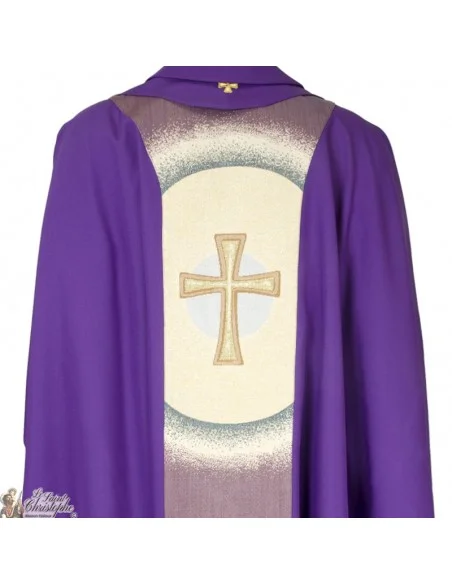 Chasuble pour prêtre brodée avec la Miséricorde