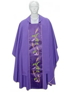 Chasuble with embroidered scapular stole