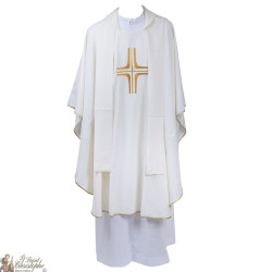 Kasel für Priester mit gestickter Stola
