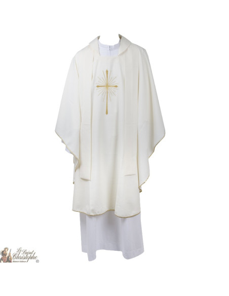 Knapperig voor priester met geborduurde stola