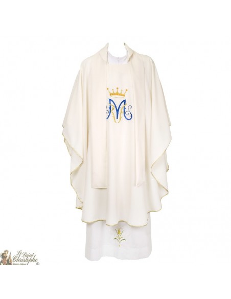 Chasuble for priest with embroidered stole