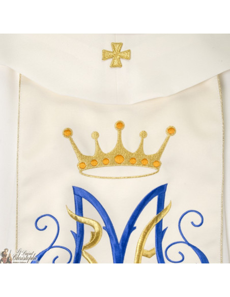 Chasuble pour prêtre avec étole brodée