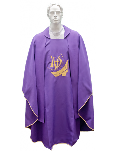 Casulla para sacerdote con estola bordada