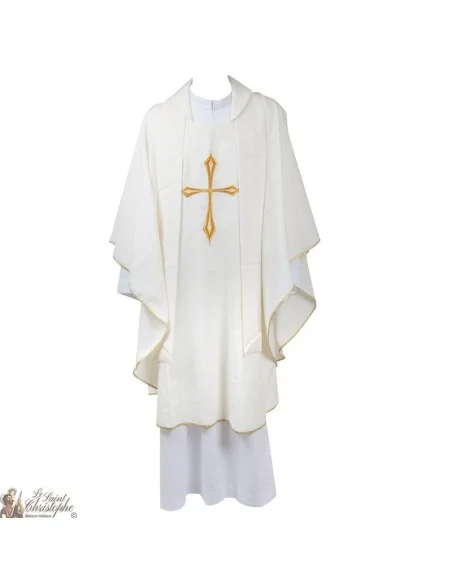 Chasuble pour prêtre avec étole brodée