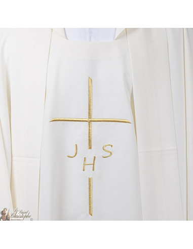 Knapperig voor priester met geborduurde stola