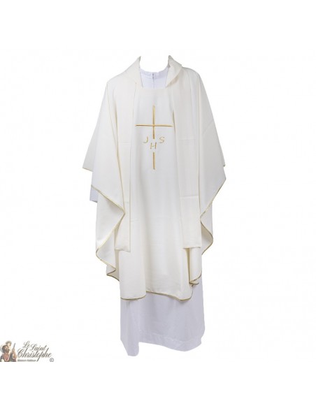 Chasuble pour prêtre avec étole brodée