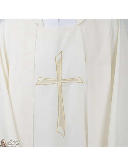 Chasuble for priest with embroidered stole