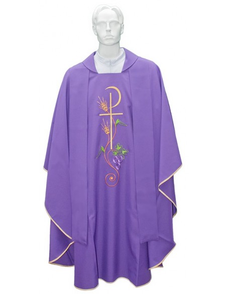 Chasuble for priest with embroidered stole