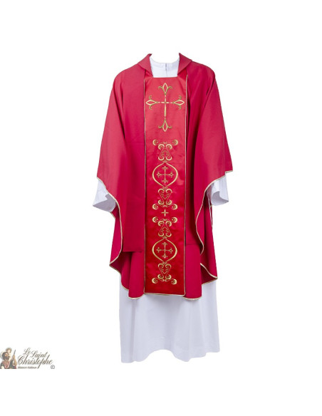Casulla para sacerdote con estola bordada