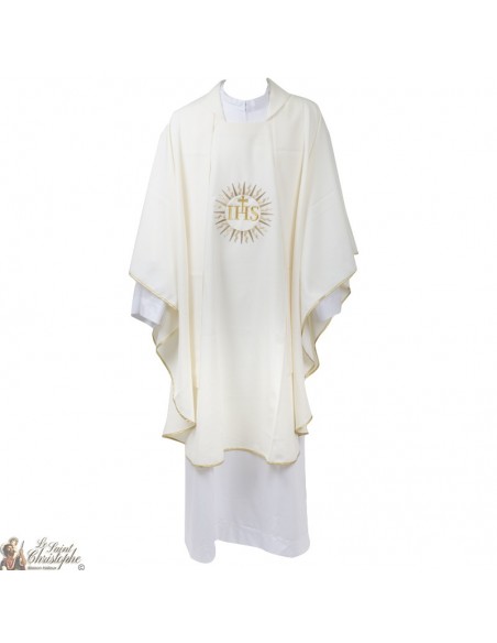Chasuble pour prêtre avec étole brodée